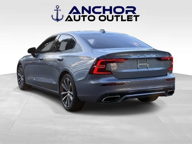 Used 2021 Volvo S60 T5 Momentum AWD/4WD image 6