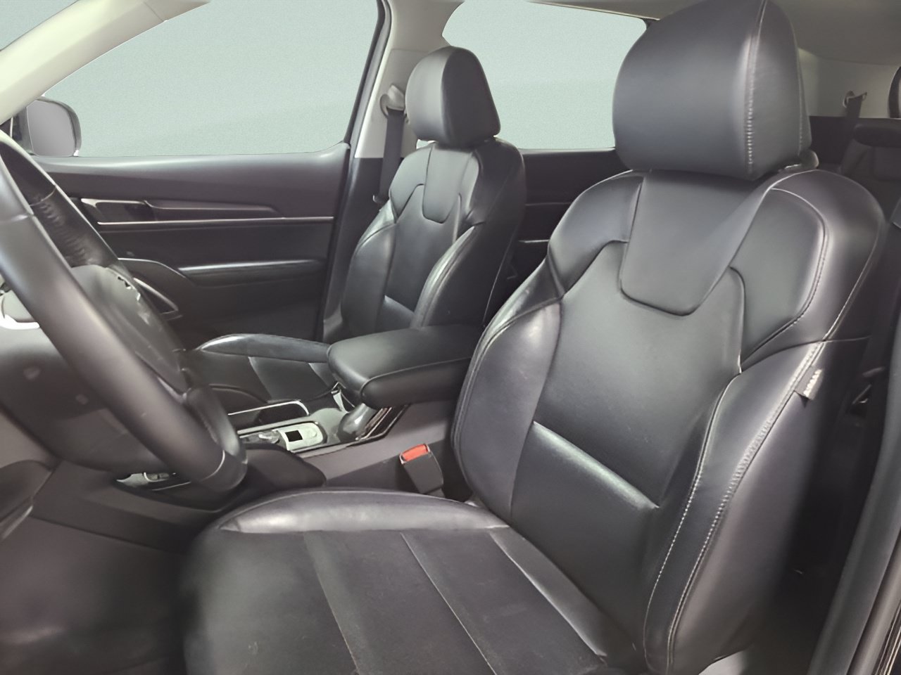 Used 2023 Kia Telluride S AWD/4WD image 18