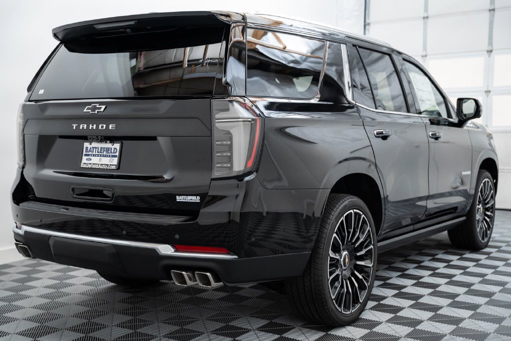 New 2026 Chevrolet Tahoe High Country AWD/4WD image 7