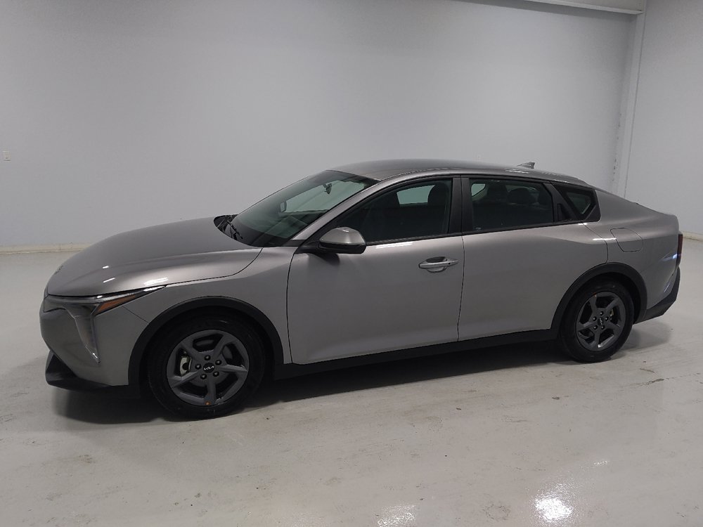 Used 2025 Kia K4 FWD image 2
