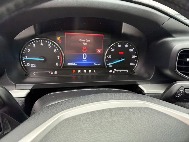 Used 2022 Ford Explorer XLT w/ Equipment Group 202A AWD/4WD image 18