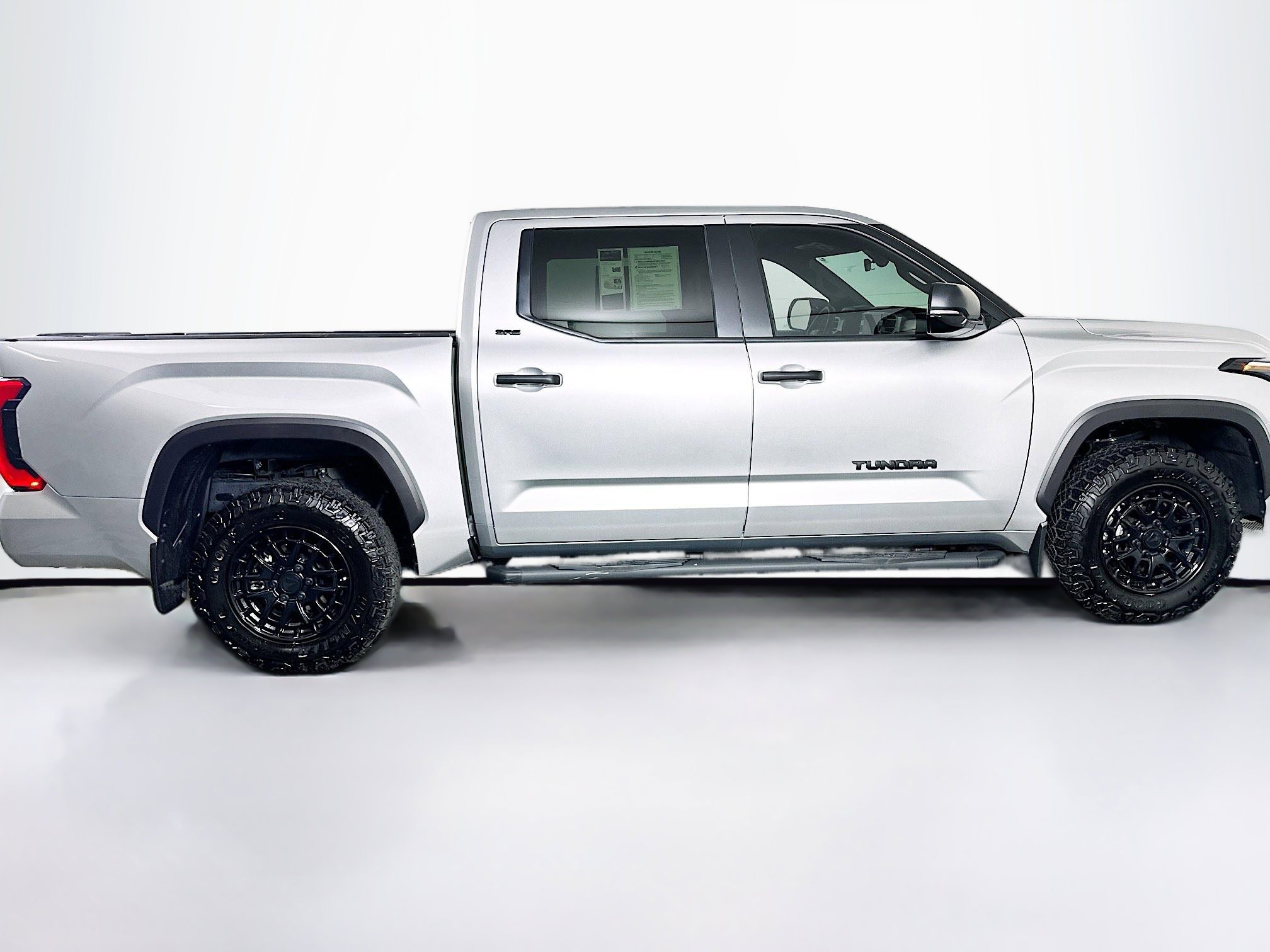 Used 2025 Toyota Tundra SR5 image 10