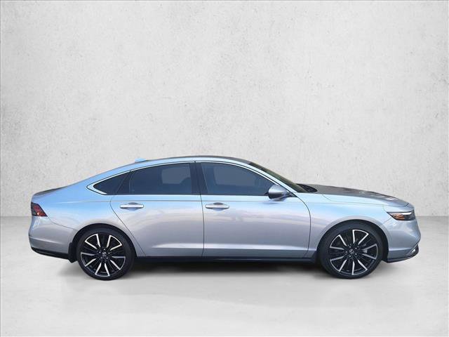 Used 2023 Honda Accord Touring image 4
