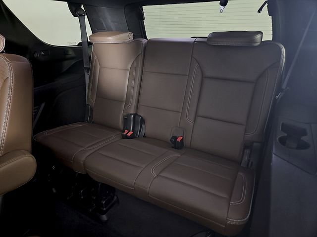 Used 2021 Chevrolet Tahoe High Country w/ Premium Package AWD/4WD image 10