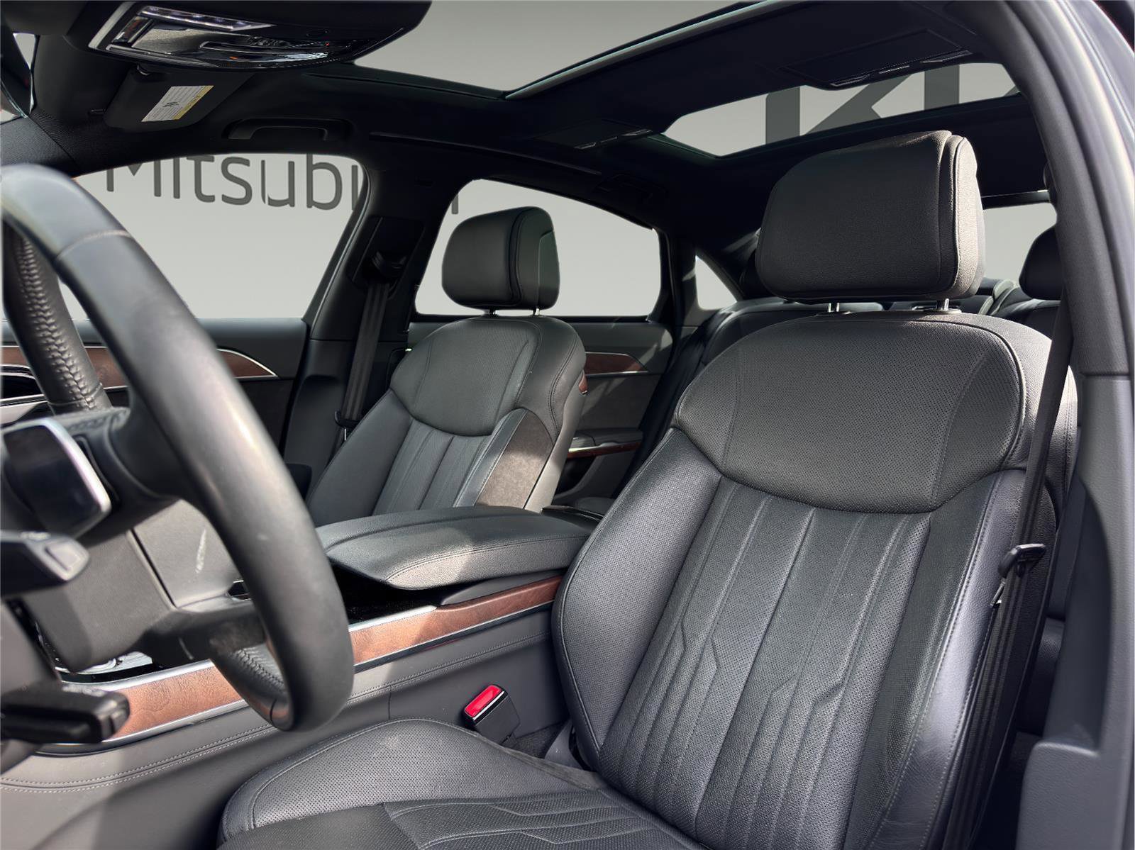 Used 2021 Audi A8 L 3.0T w/ Executive Plus Package image 9