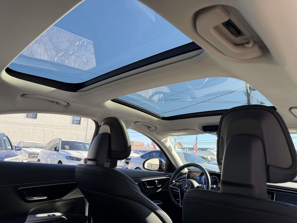 Used 2024 Mercedes-Benz E 350 4MATIC Sedan image 16