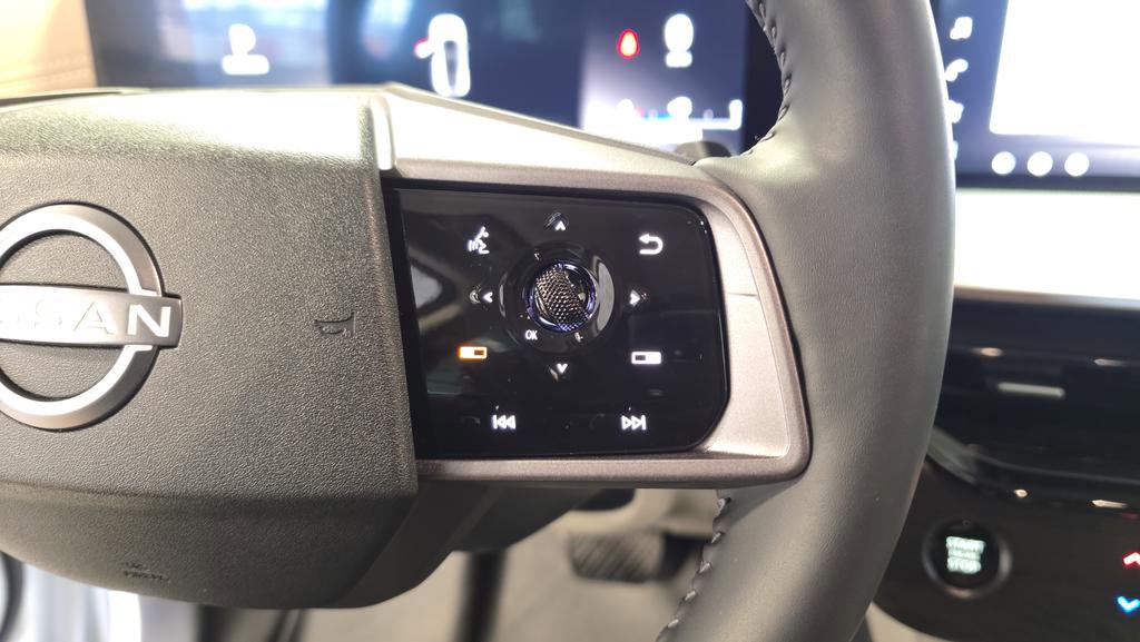 Used 2025 Nissan Murano Platinum image 24