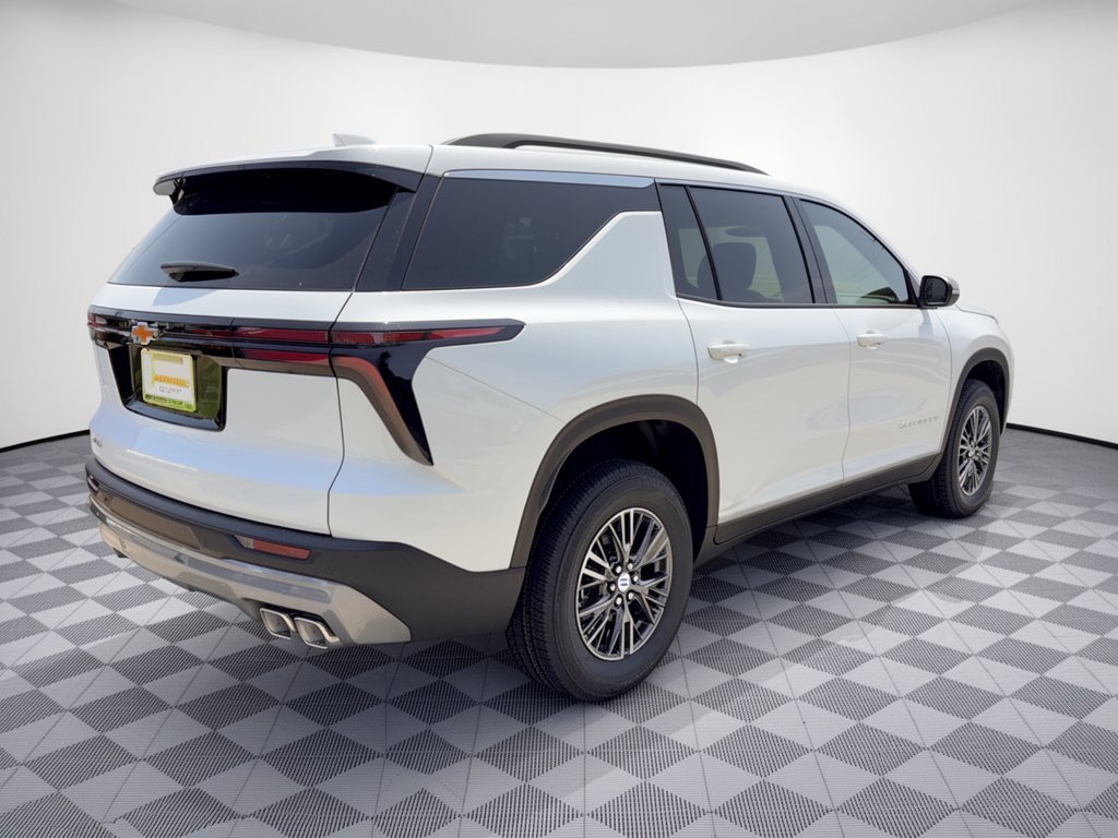 New 2027 Chevrolet Traverse LT FWD image 9
