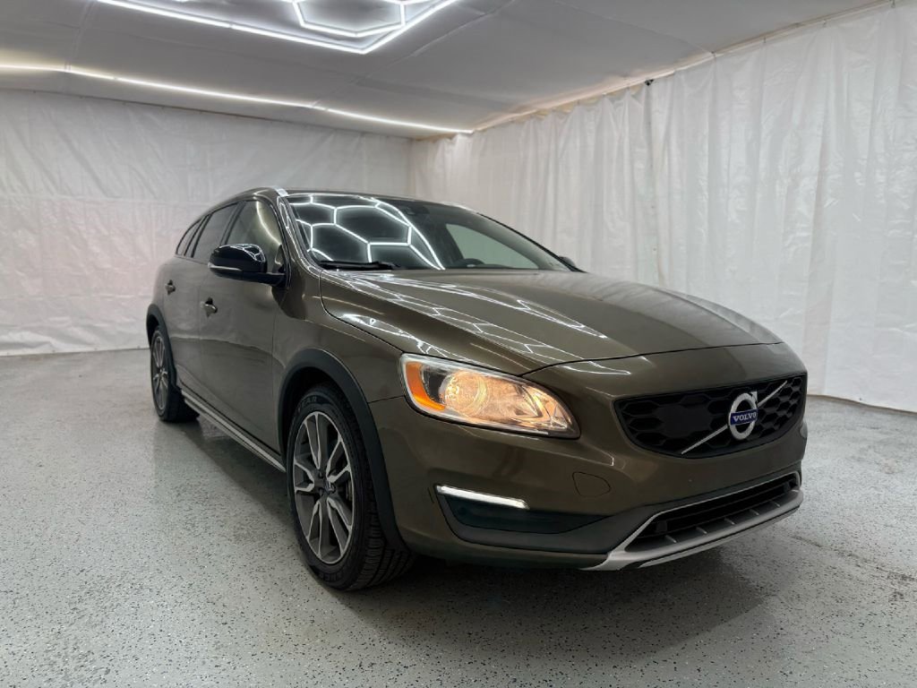 Used 2016 Volvo V60 T5 Cross Country w/ Protection Package