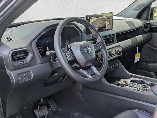 New 2026 Honda Pilot TrailSport image 3