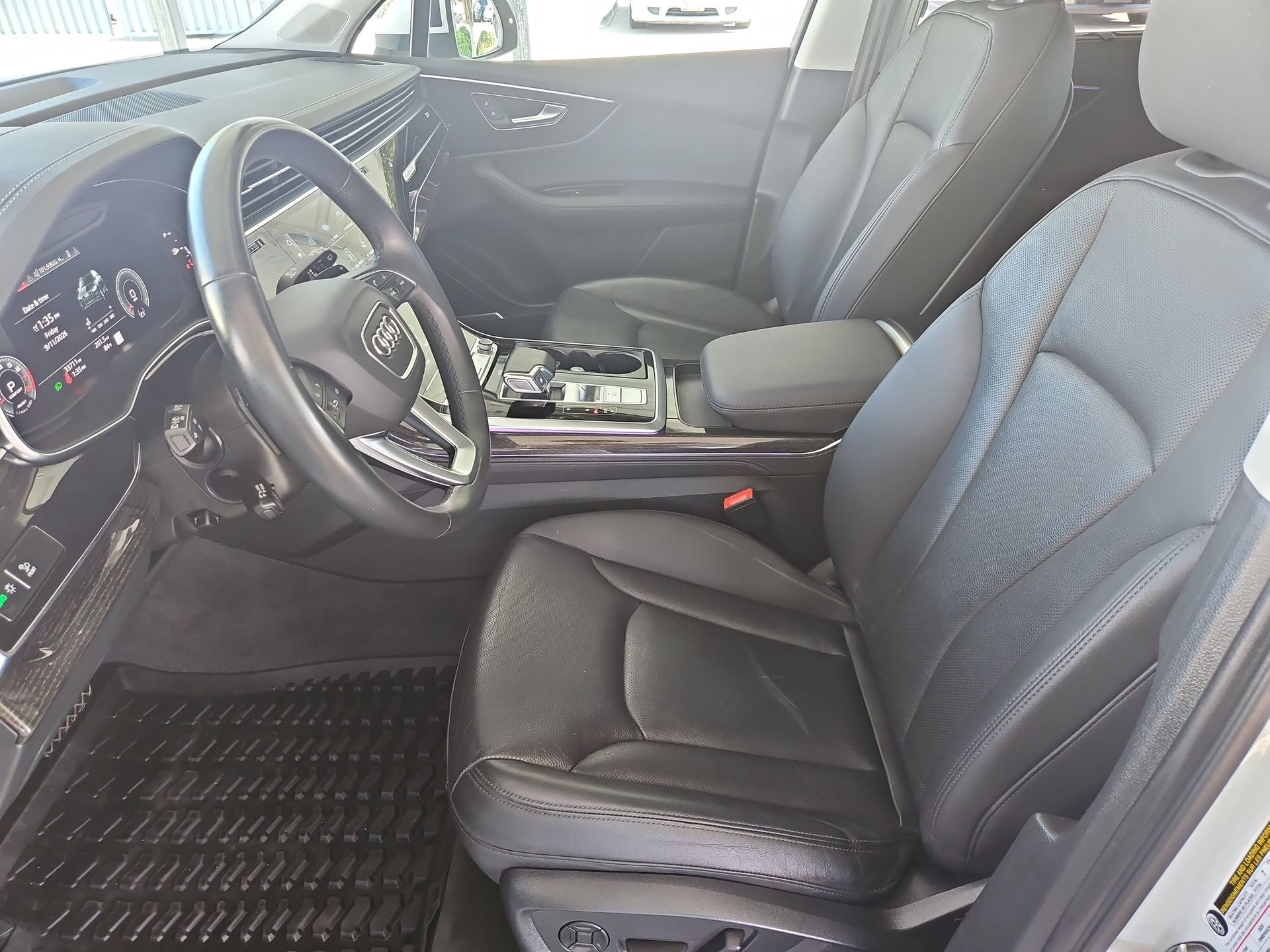 Used 2023 Audi Q7 3.0T Prestige AWD/4WD image 15
