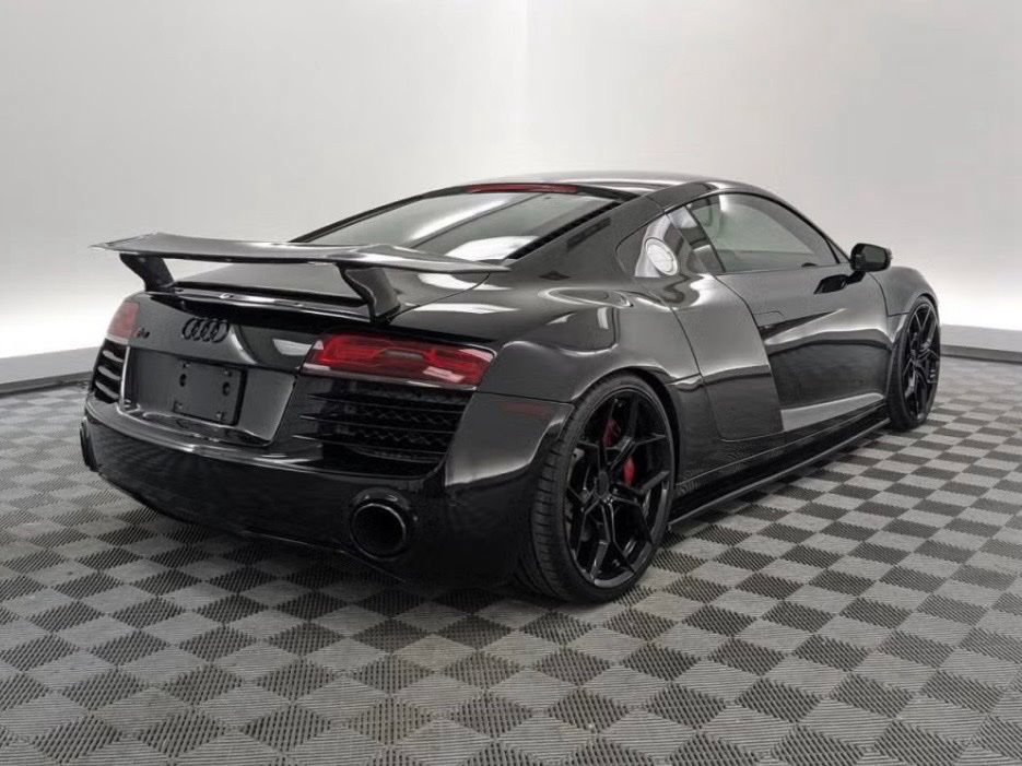 Used 2015 Audi R8 V8 AWD/4WD image 7