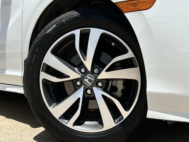 Used 2021 Honda Odyssey Touring image 11