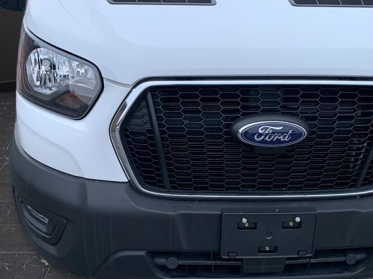 Used 2024 Ford Transit 250 Low Roof w/ Exterior Upgrade Package image 21