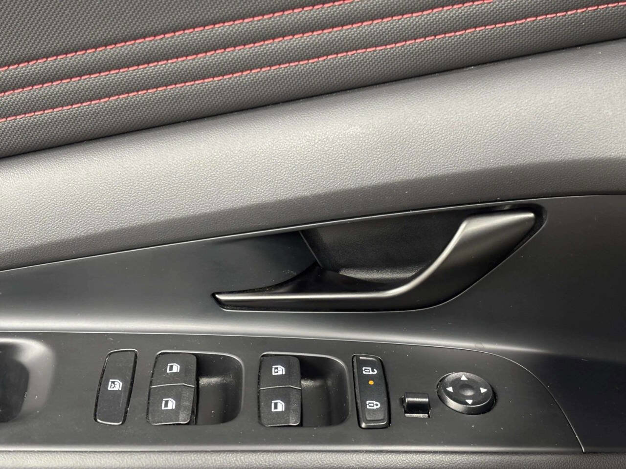 Used 2025 Hyundai Elantra N Line FWD image 28