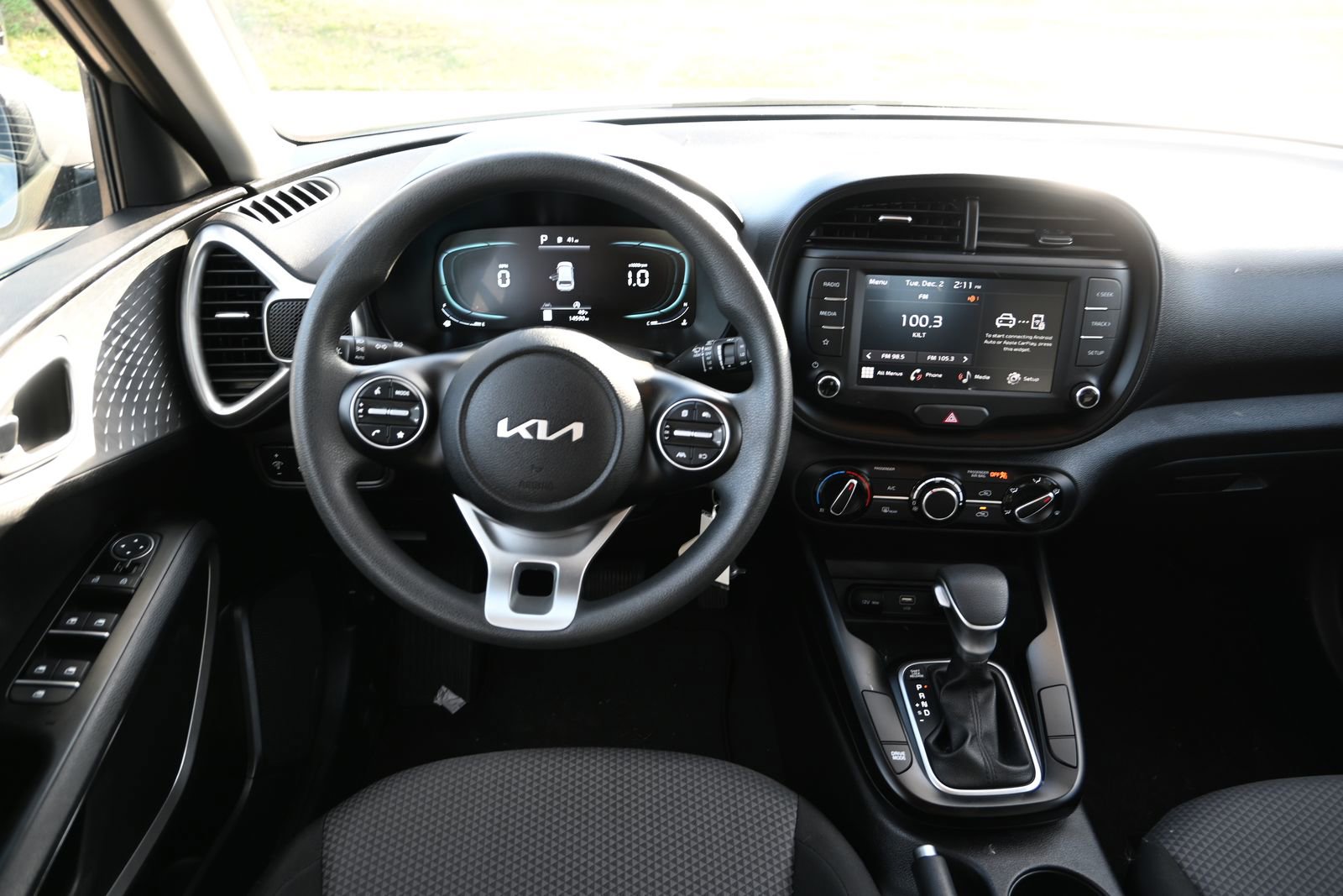 Used 2025 Kia Soul LX w/ LX Technology Package image 15