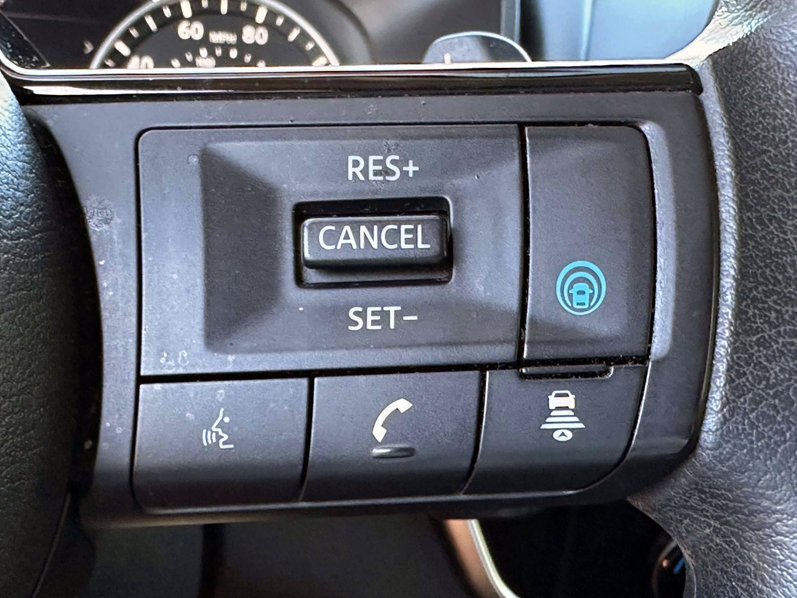 Certified 2022 Nissan Rogue SV AWD/4WD image 28