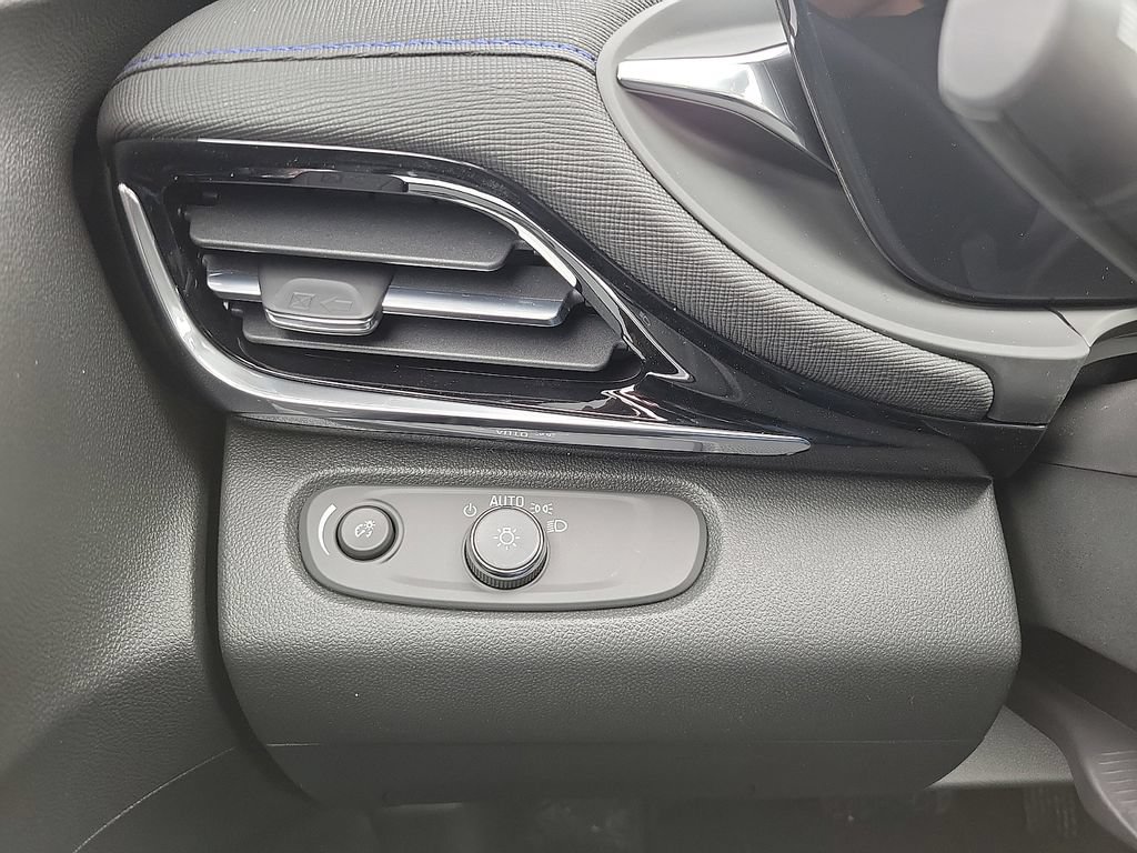 New 2026 Buick Envista Sport Touring w/ Convenience I Package FWD image 15