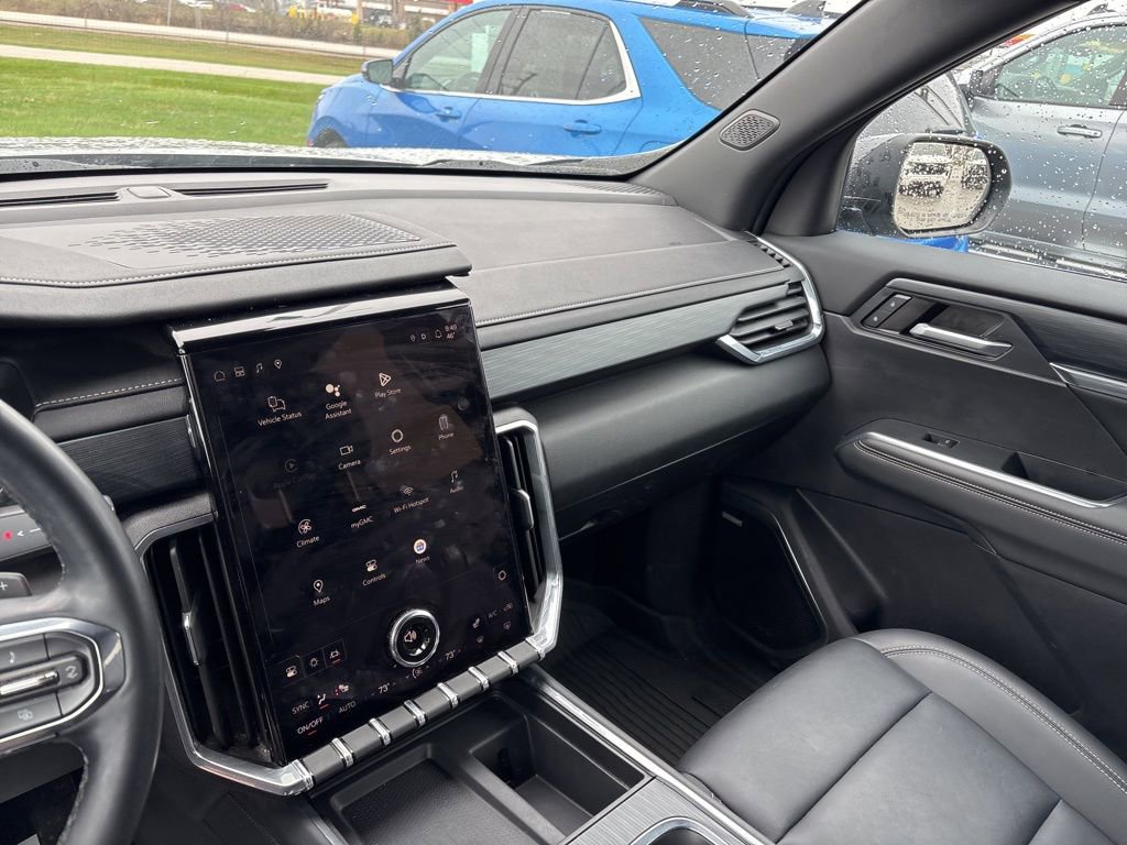 Certified 2024 GMC Acadia Elevation w/ Luxury Package image 30