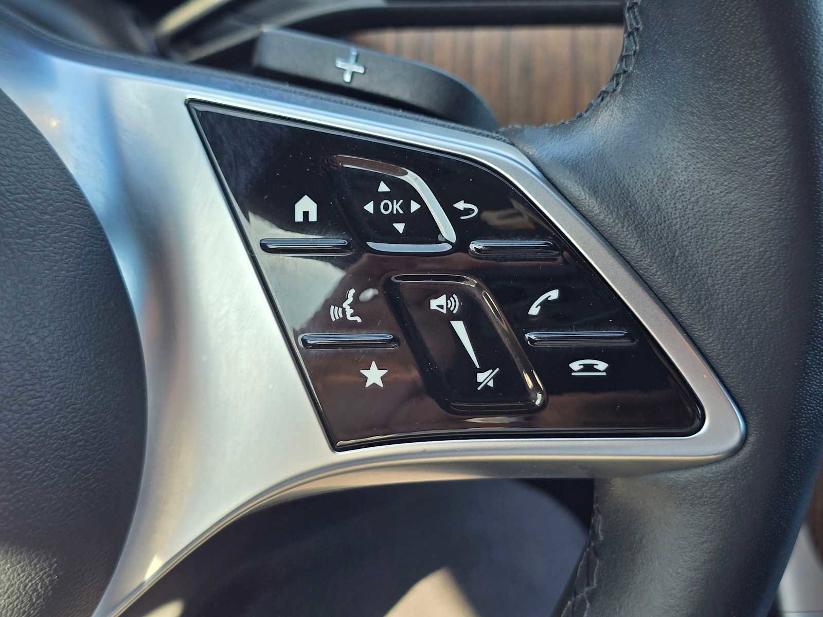 Used 2024 Mercedes-Benz C 300 Sedan image 32