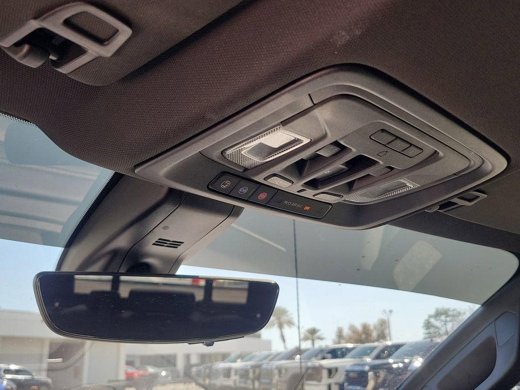 Used 2020 Chevrolet Silverado 1500 High Country w/ Technology Package image 30