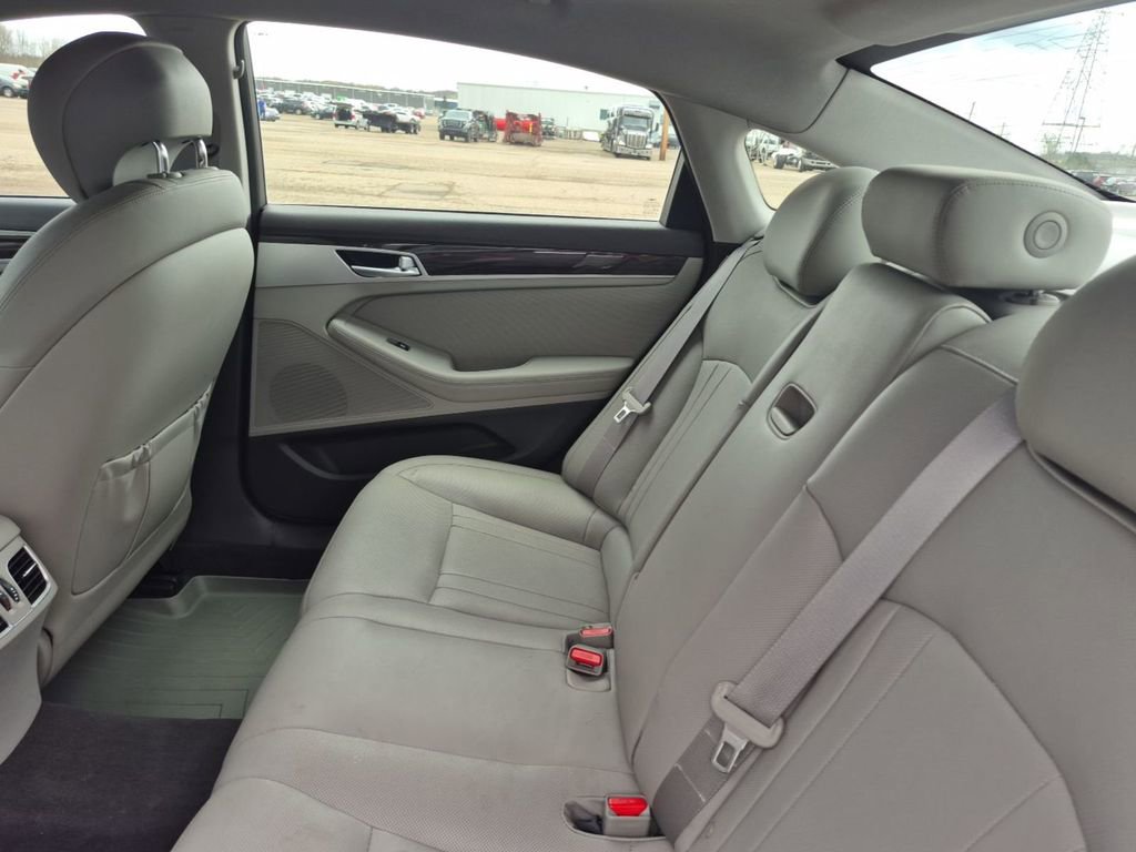 Used 2017 Genesis G80 3.8 image 12