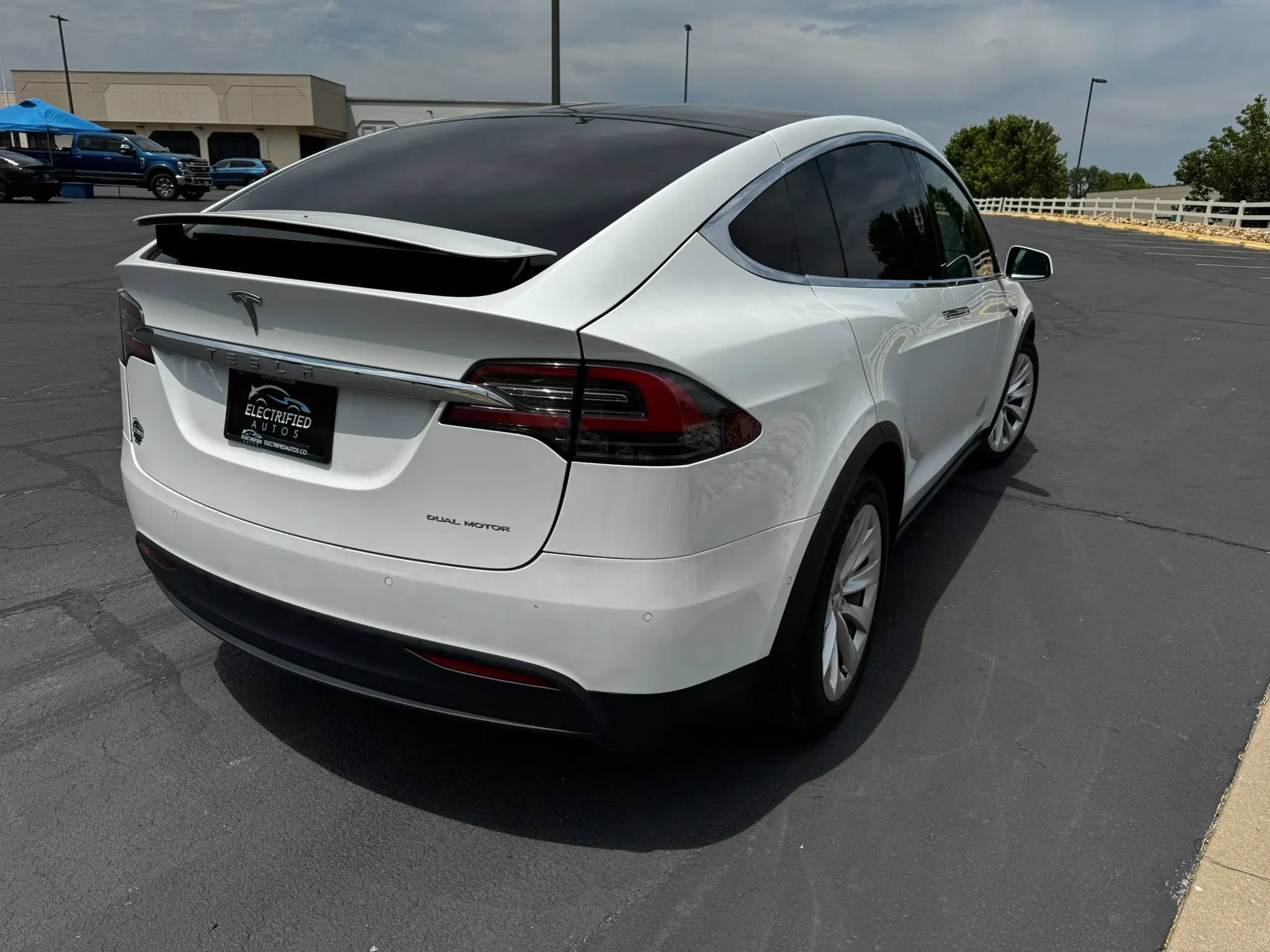 Used 2020 Tesla Model X Long Range AWD/4WD image 6