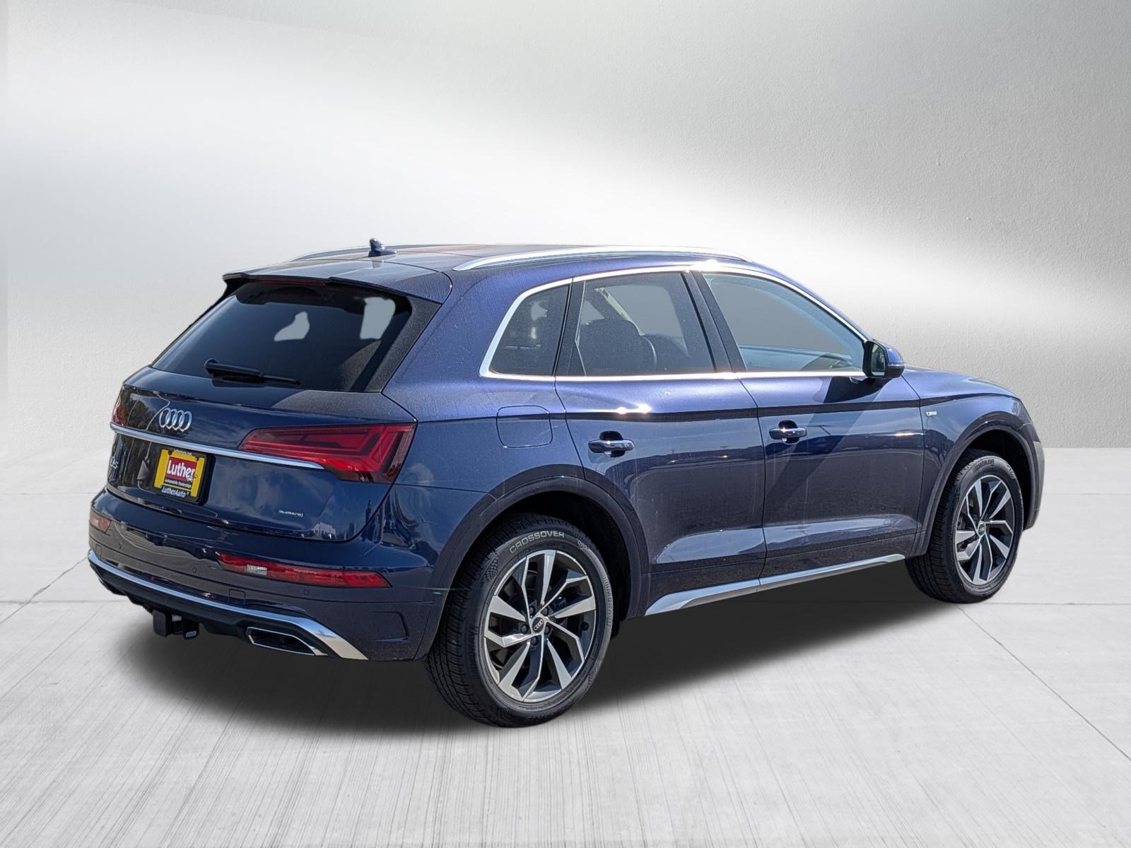 Used 2023 Audi Q5 2.0T Premium Plus w/ Premium Plus Package AWD/4WD image 7