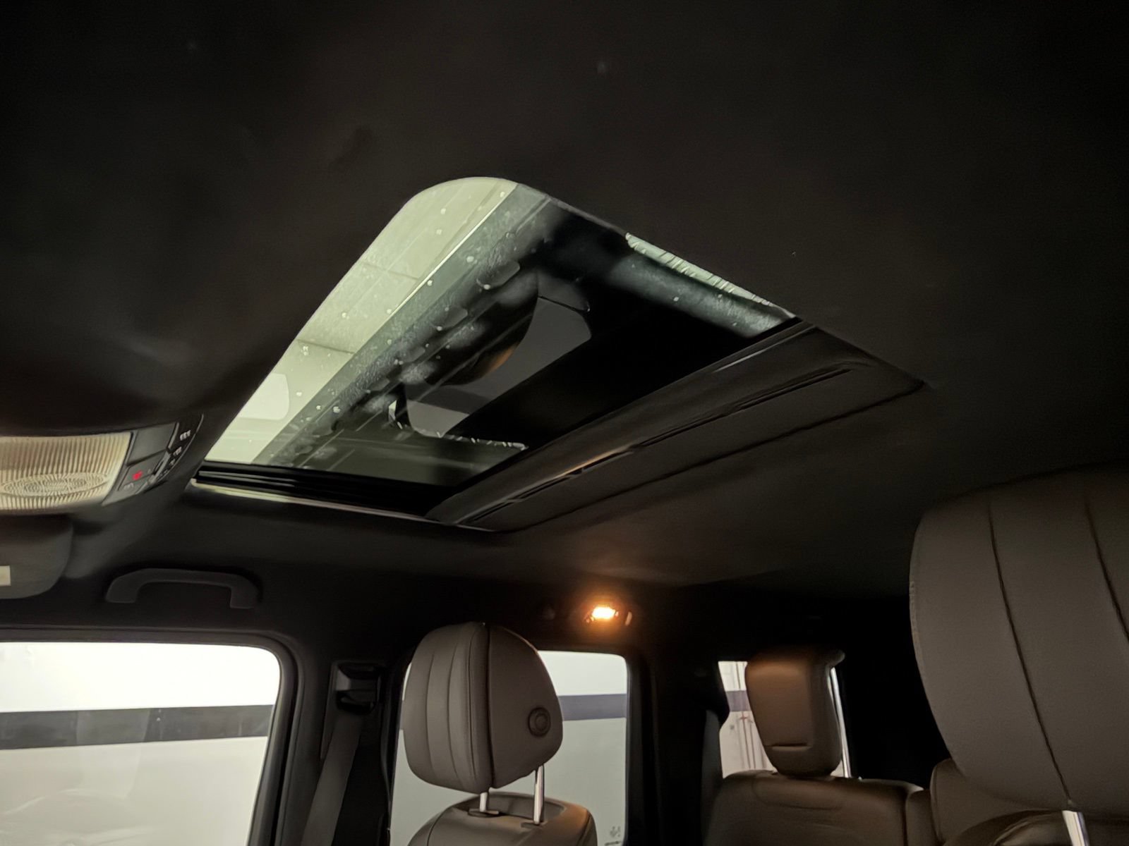 Used 2022 Mercedes-Benz G 550 image 24