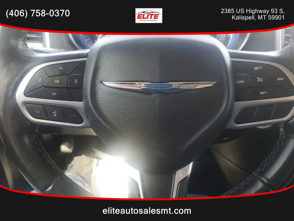 Used 2020 Chrysler 300 Limited image 18
