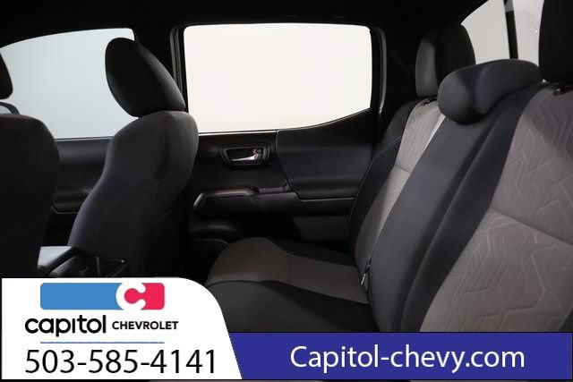 Used 2023 Toyota Tacoma TRD Off-Road AWD/4WD image 30