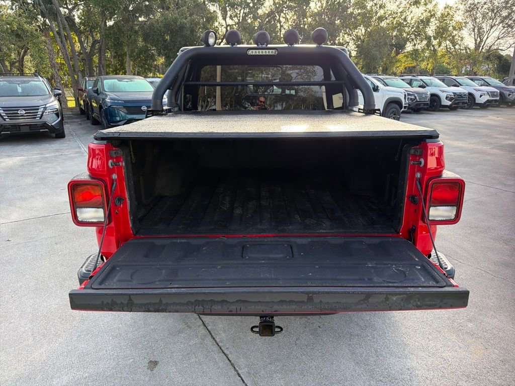 Used 2022 Jeep Gladiator Willys image 33