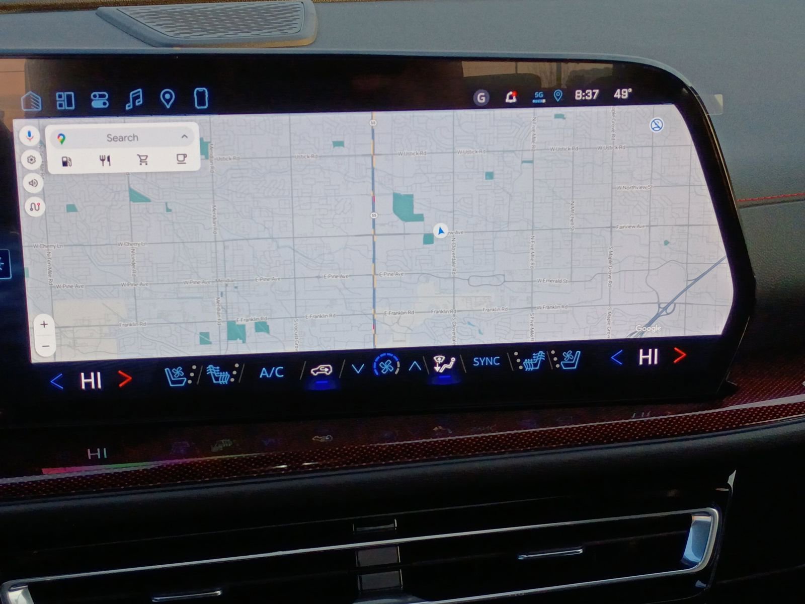 New 2026 Chevrolet Traverse RS image 25