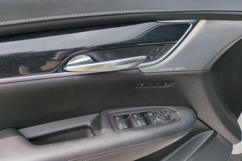 Used 2020 Cadillac XT5 Premium Luxury image 24