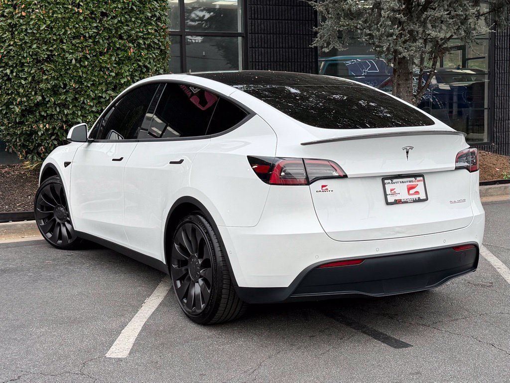 Used 2022 Tesla Model Y Performance AWD/4WD image 18