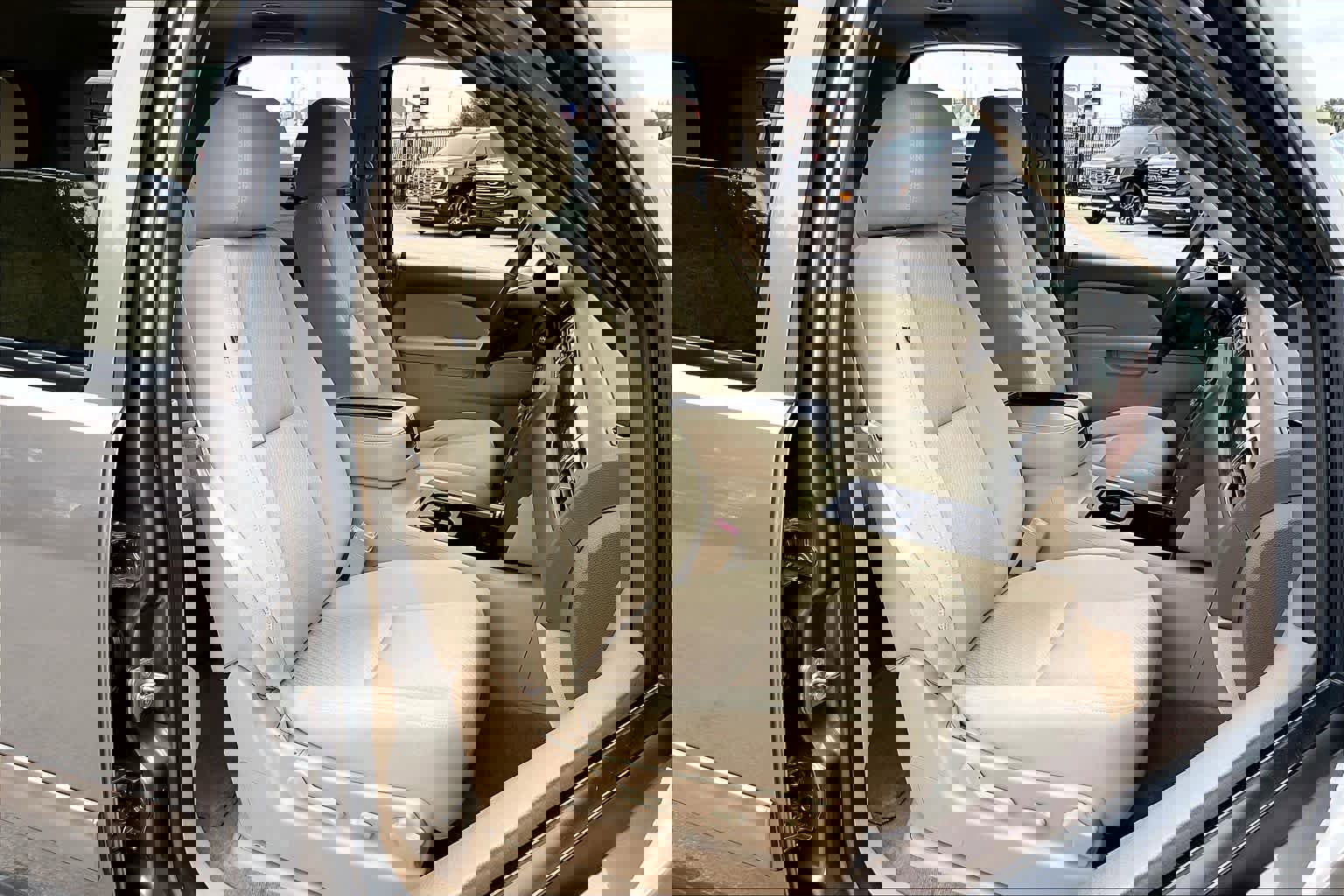 Used 2013 Chevrolet Tahoe LS w/ Texas Edition image 8