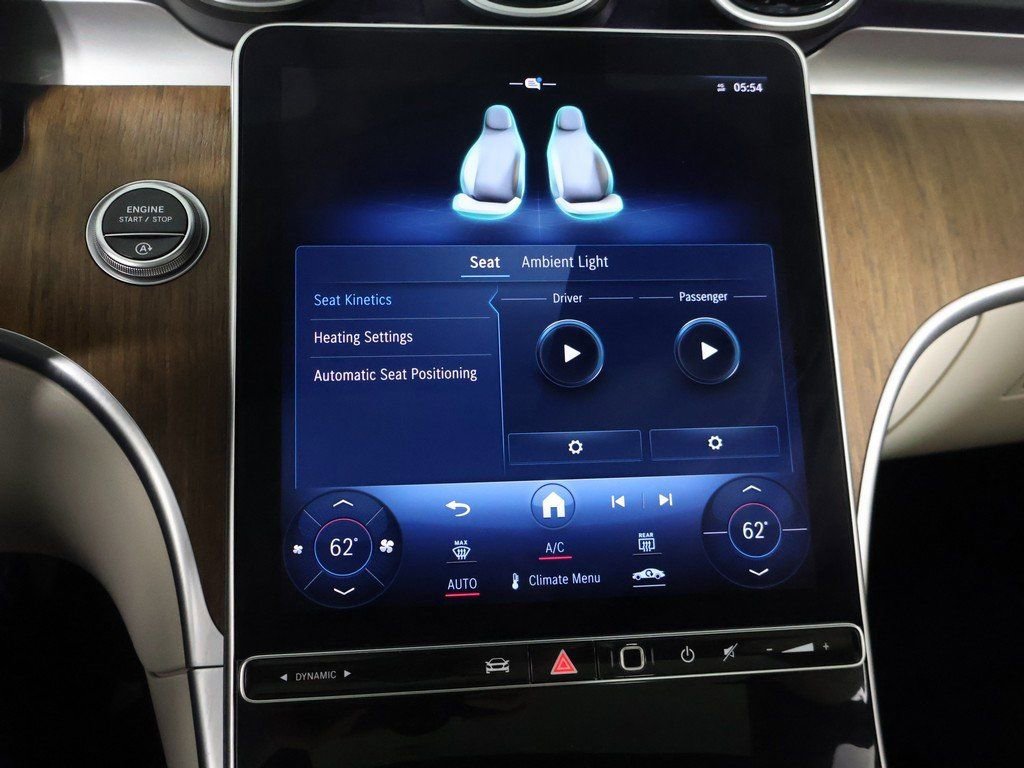 Used 2023 Mercedes-Benz C 300 4MATIC Sedan image 44