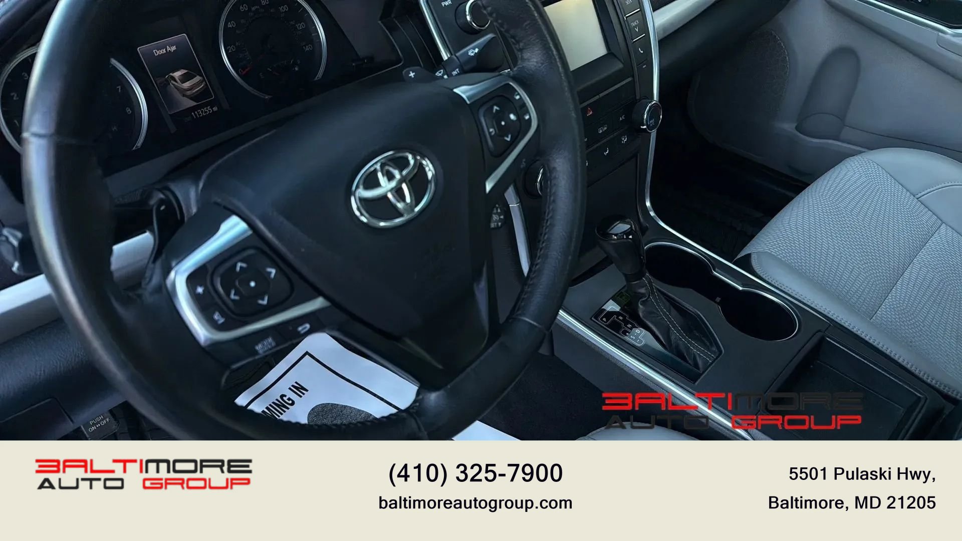 Used 2017 Toyota Camry SE w/ Moonroof Package FWD image 13