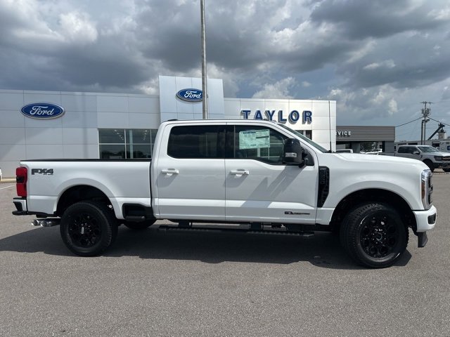 New 2025 Ford F250 Lariat w/ Lariat Ultimate Package image 8