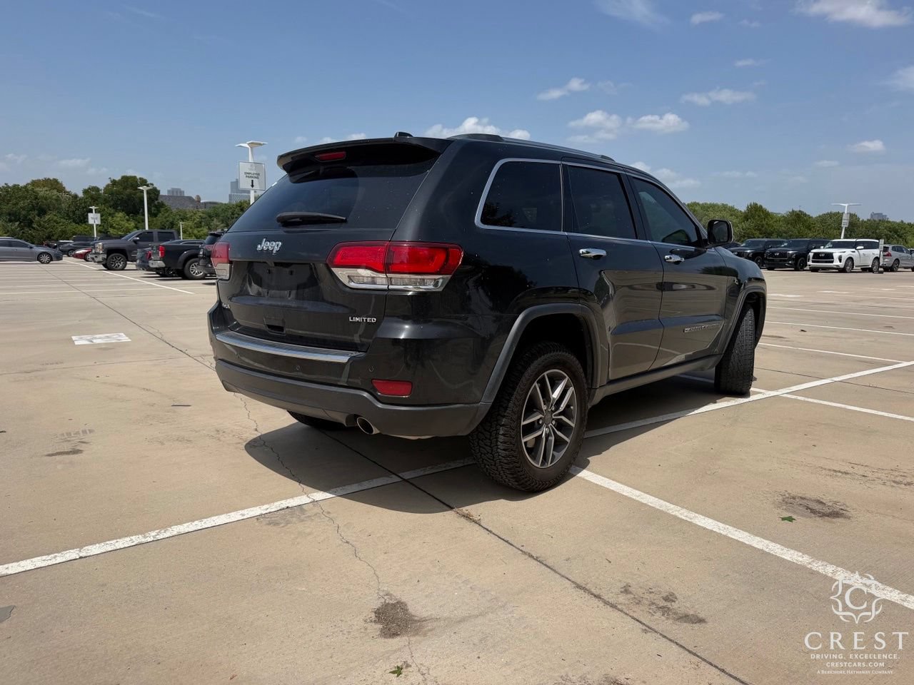 Used 2022 Jeep Grand Cherokee Limited AWD/4WD image 9