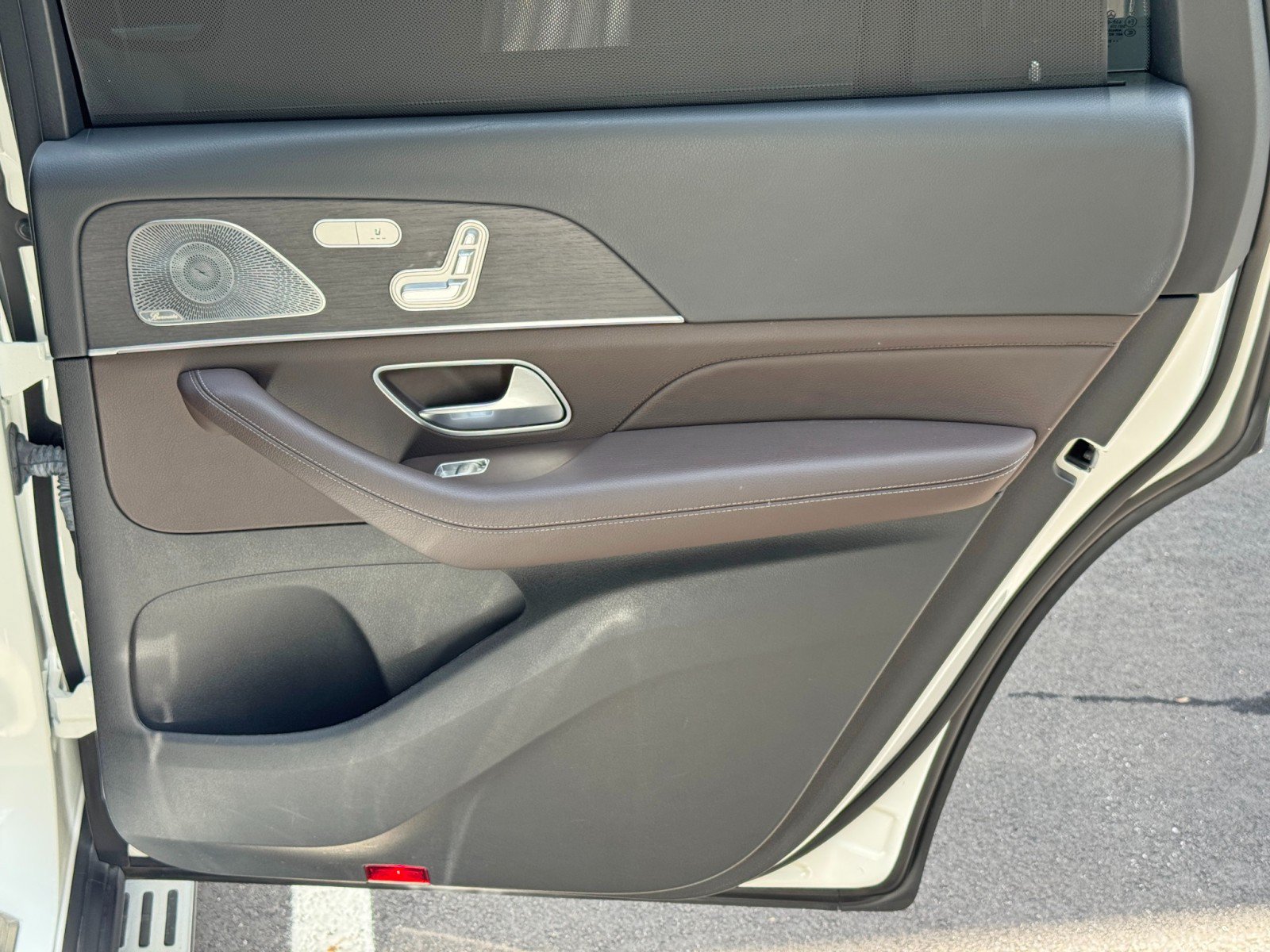 Used 2022 Mercedes-Benz GLS 450 4MATIC w/ Warmth & Comfort Package image 53