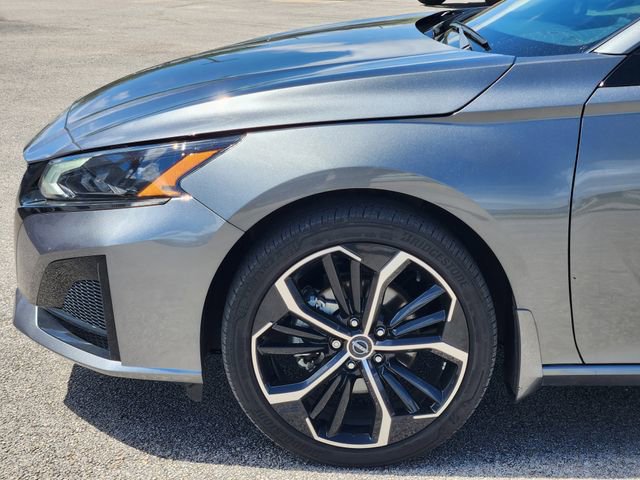 Used 2023 Nissan Altima 2.5 SR image 5