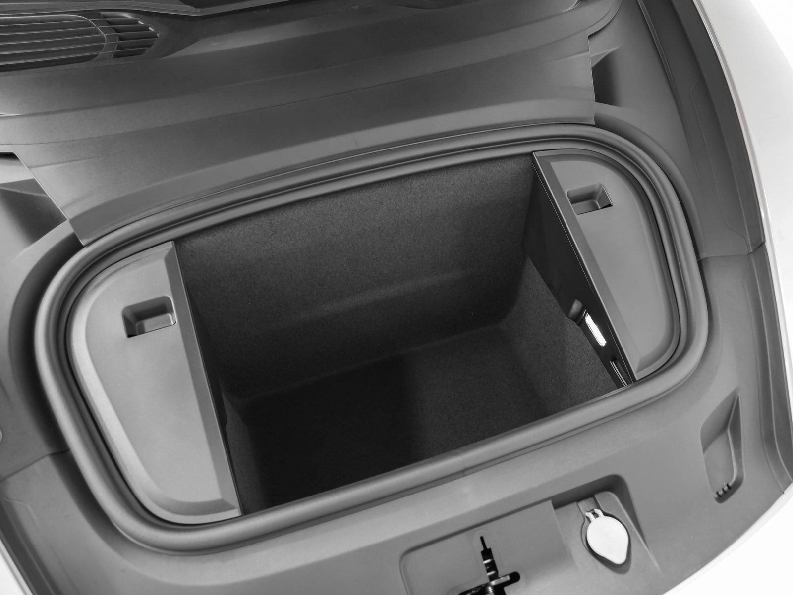 New 2026 Porsche Taycan GTS image 22