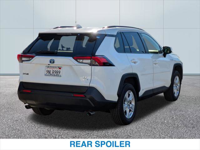 Used 2020 Toyota RAV4 LE image 7