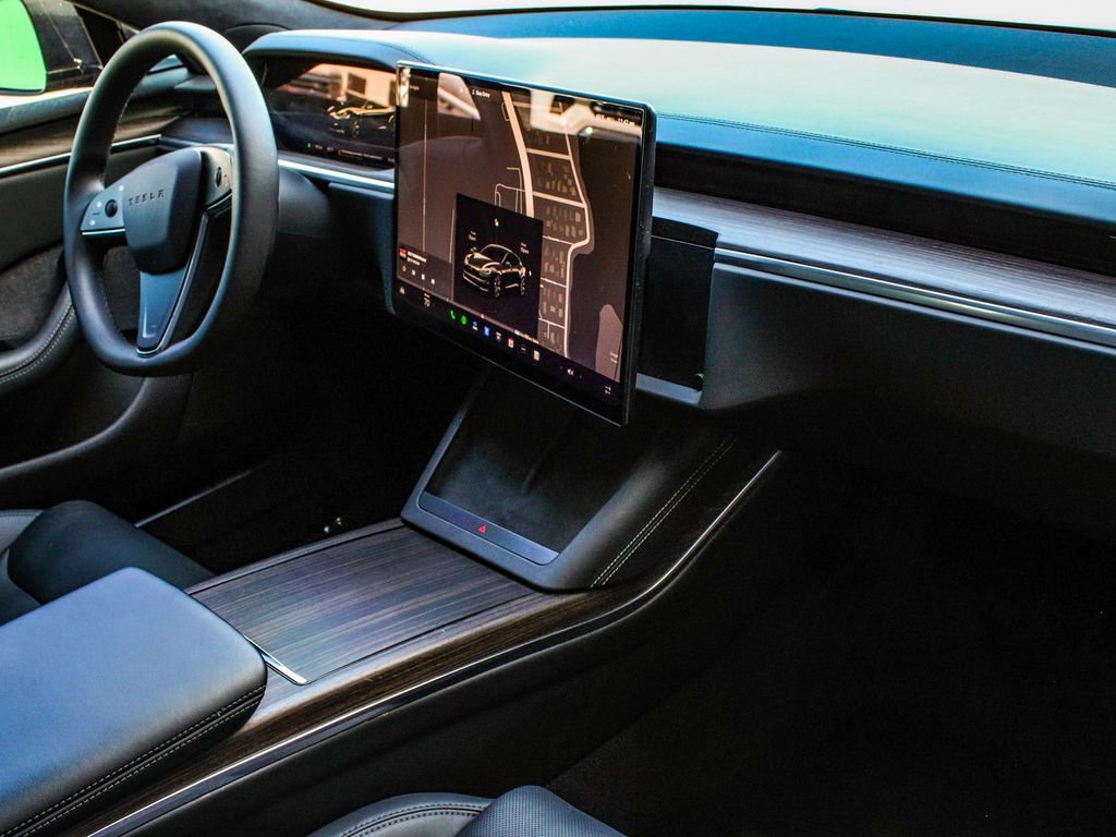 Used 2023 Tesla Model S Standard Range image 39