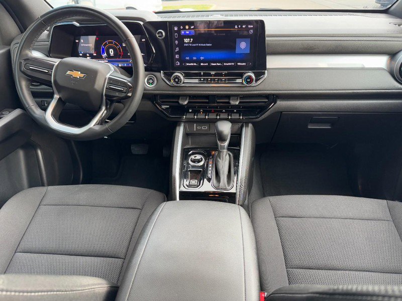 Used 2024 Chevrolet Colorado LT image 11