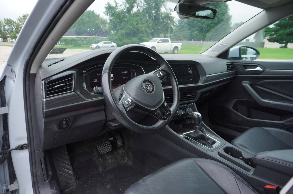 Used 2019 Volkswagen Jetta SEL FWD image 3