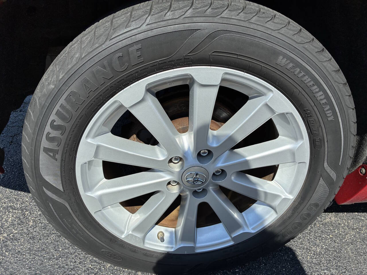 Used 2010 Toyota Venza image 28