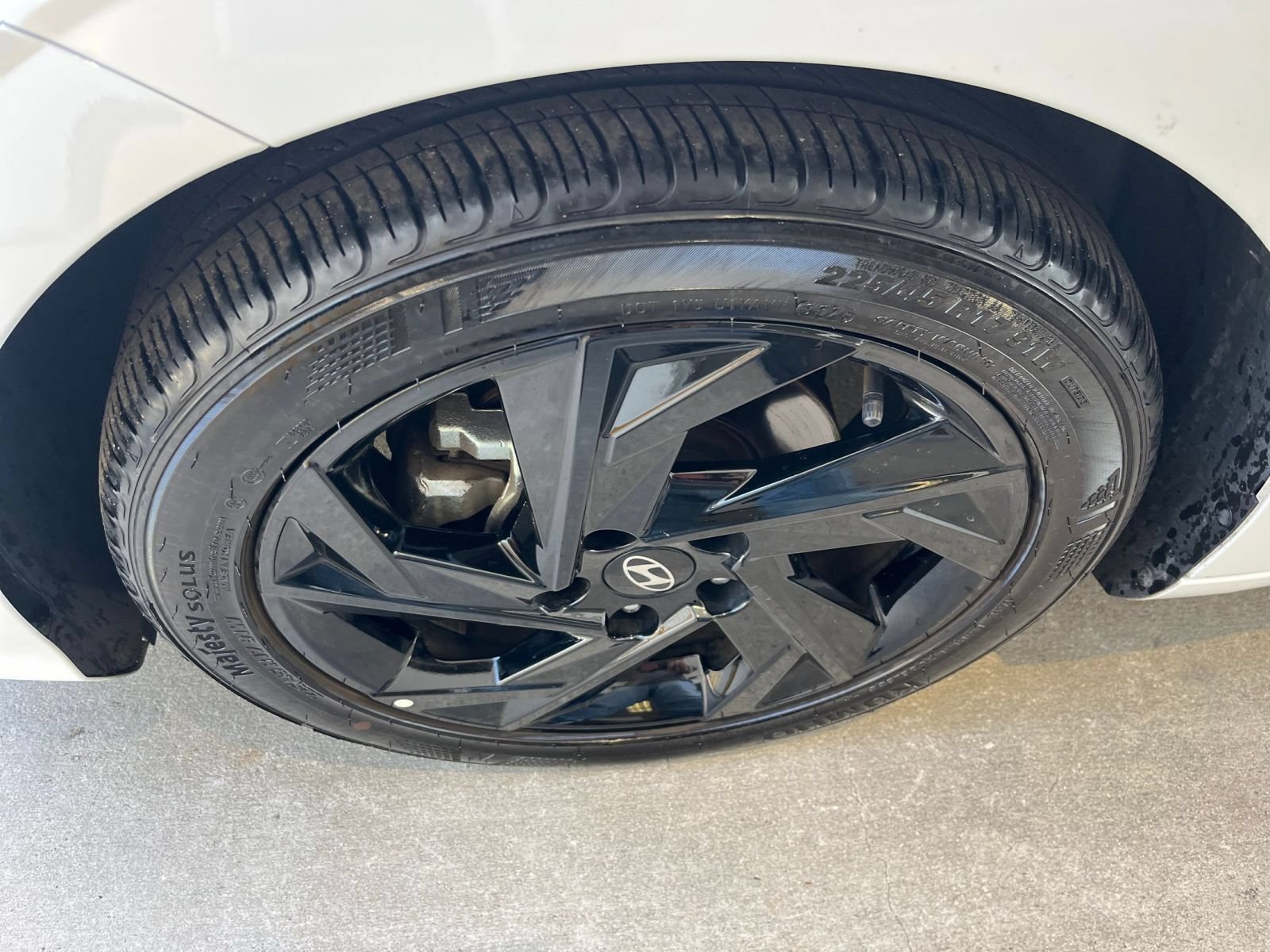 Used 2026 Hyundai Elantra Sport FWD image 29