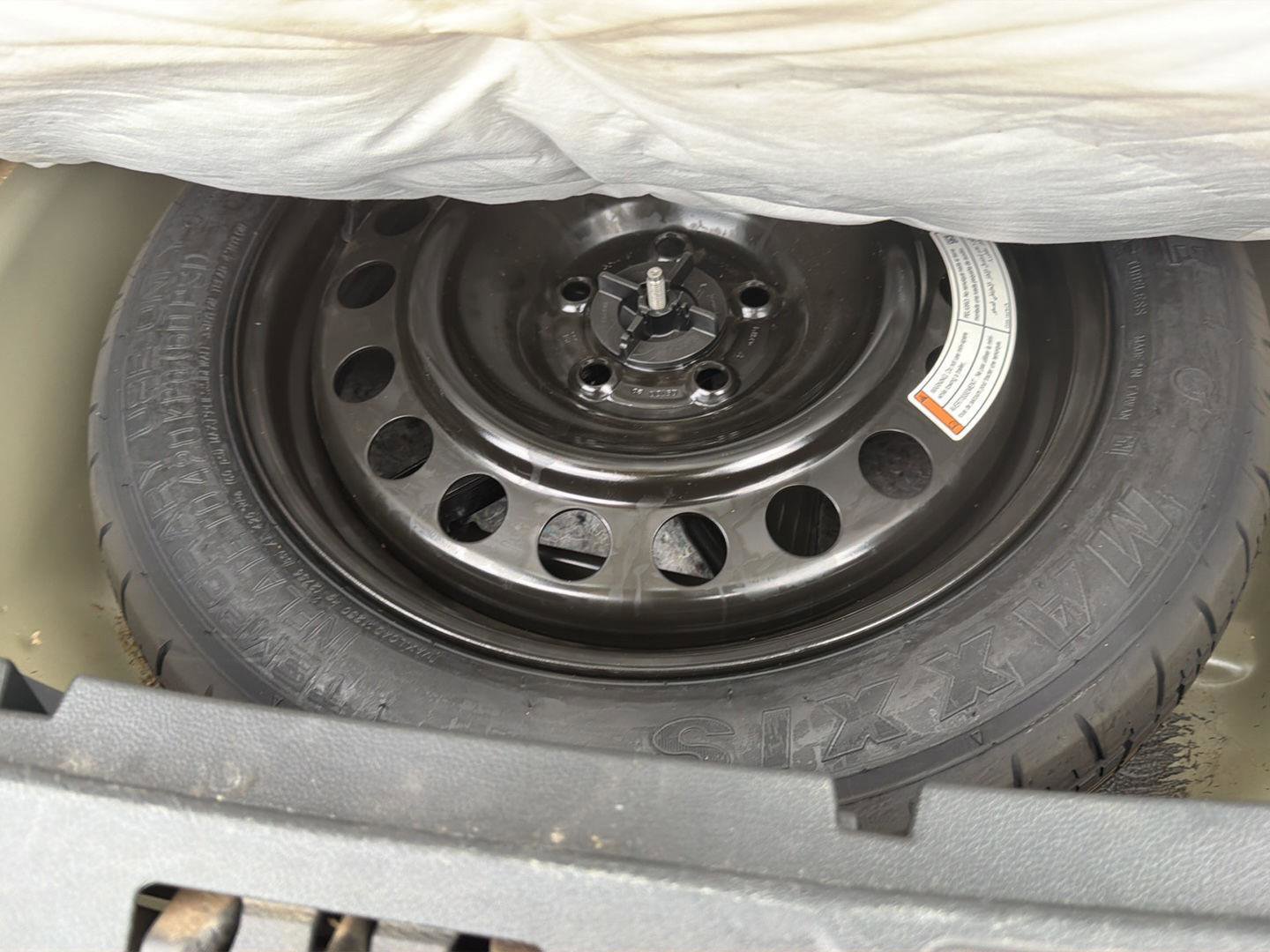 Used 2020 Ford Explorer XLT w/ Equipment Group 202A image 35